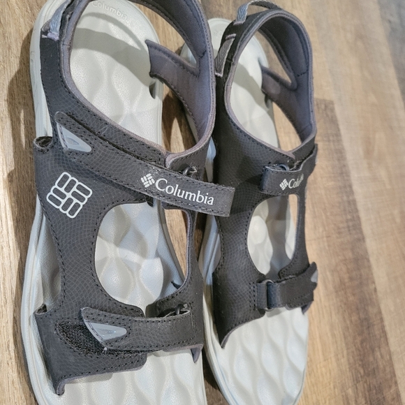 Columbia Black Sandals Men - Picture 2 of 7